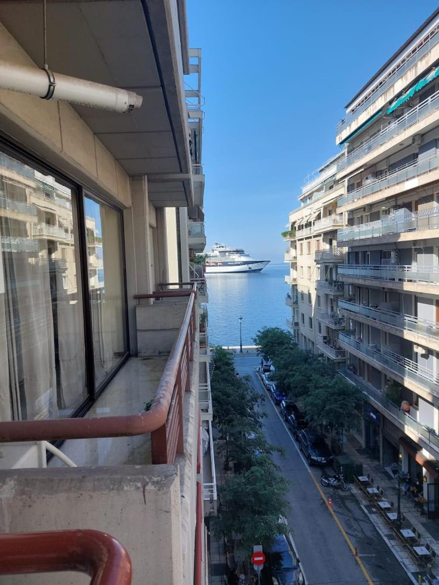 Fabulous Sea View Apartment Thessaloniki Exterior photo